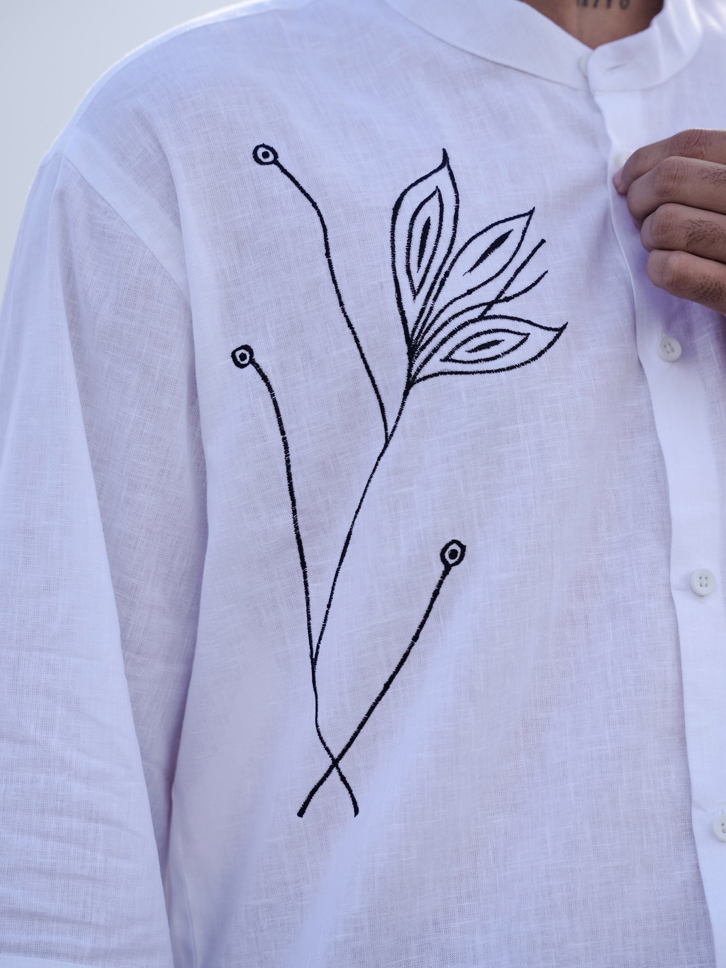 White Floral Embroidery Cotton Linen Mandarin Collar Shirt