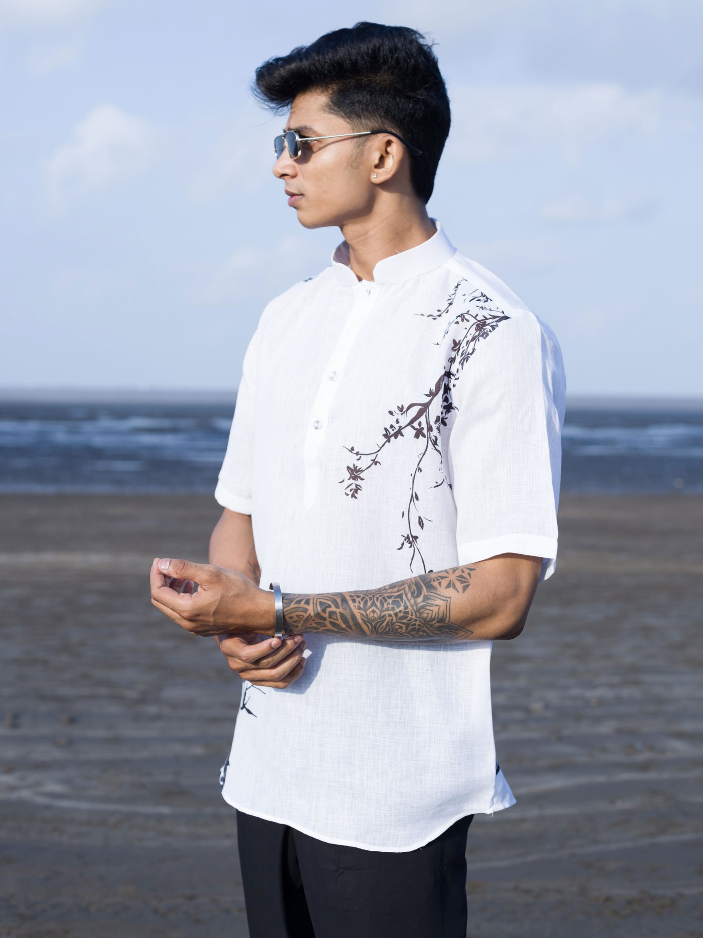 Men’s White Printed Shirt with Chinese Collar – Modern Ethnic Look