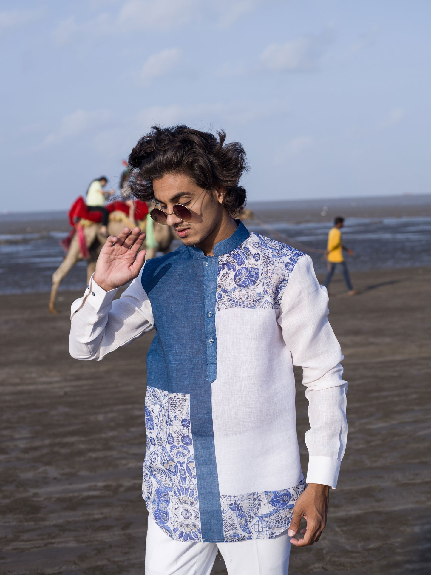 Elegant Blue & White Fusion Shirt for Men | Beachwear Style