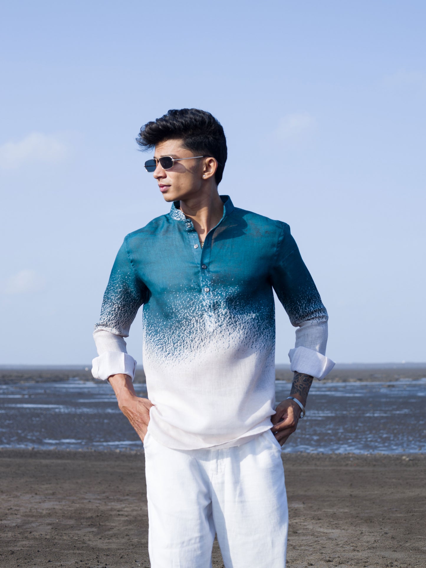 Stylish Ombre Blue Shirt for Men – Perfect Beachwear Elegance