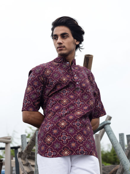 Magenta Modern Printed Men's Shirt Kurta: Casual Festive Trend