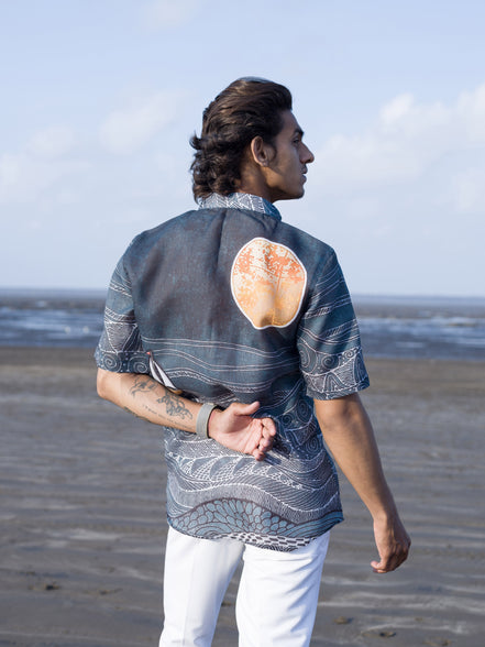 Coastal-Inspired Men's Shirt Printed Nautical Motifs – Beachwear Style 2025