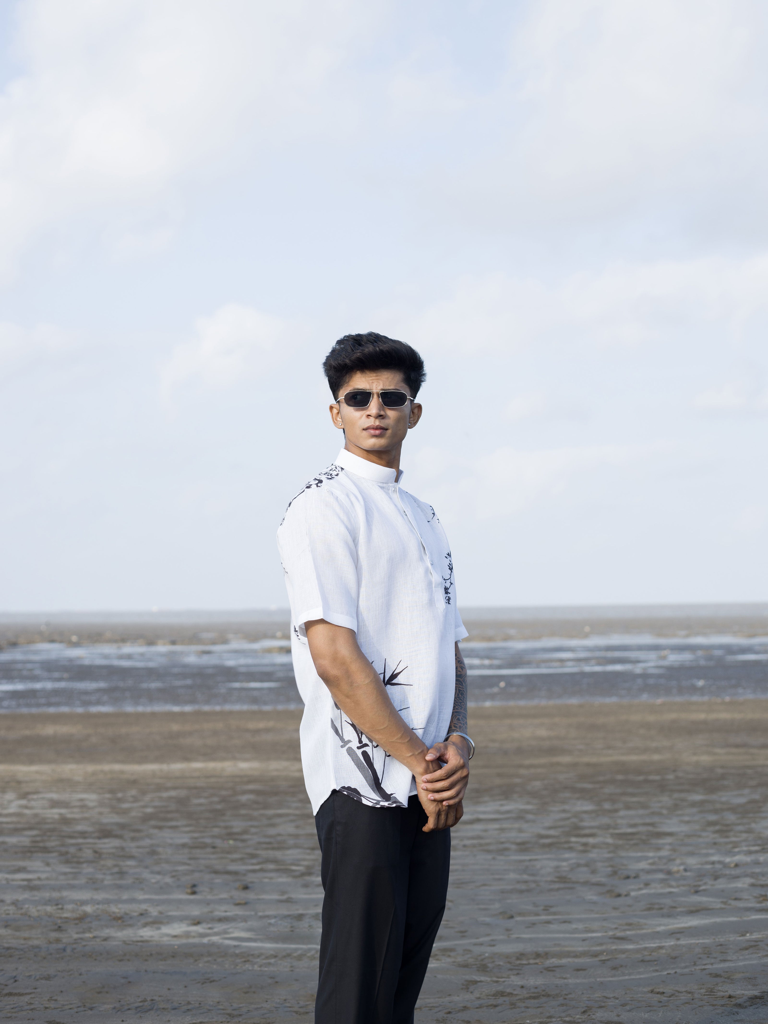 Men’s White Printed Shirt with Chinese Collar – Modern Ethnic Look