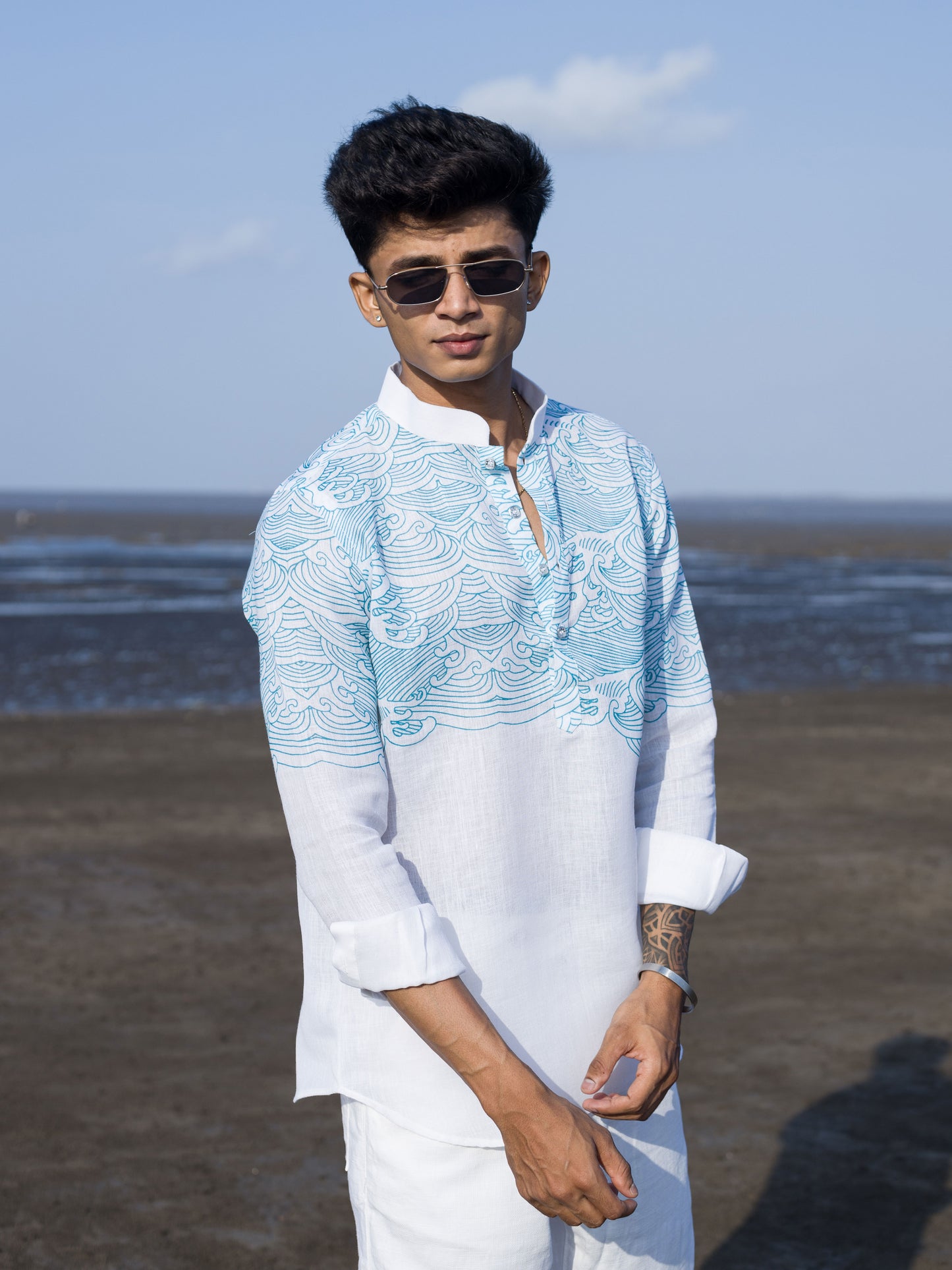 Elegant White Linen Shirt with Ocean Wave Print – Style for Men